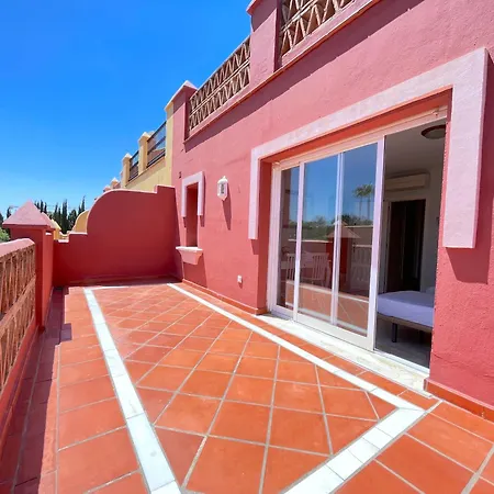 度假居 Charming House With Pool, Close To The Sea *
